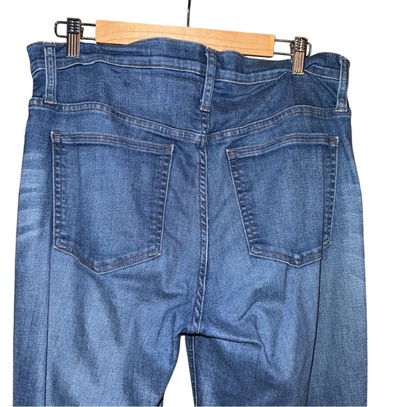 J. CREW Billie Demi Boot Crop Jeans in Warm Indigo Distressed Plus Size 32 - Picture 10 of 16